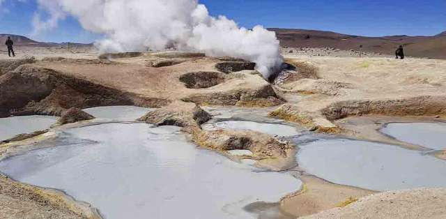 el-tatio-gayzeri-sili